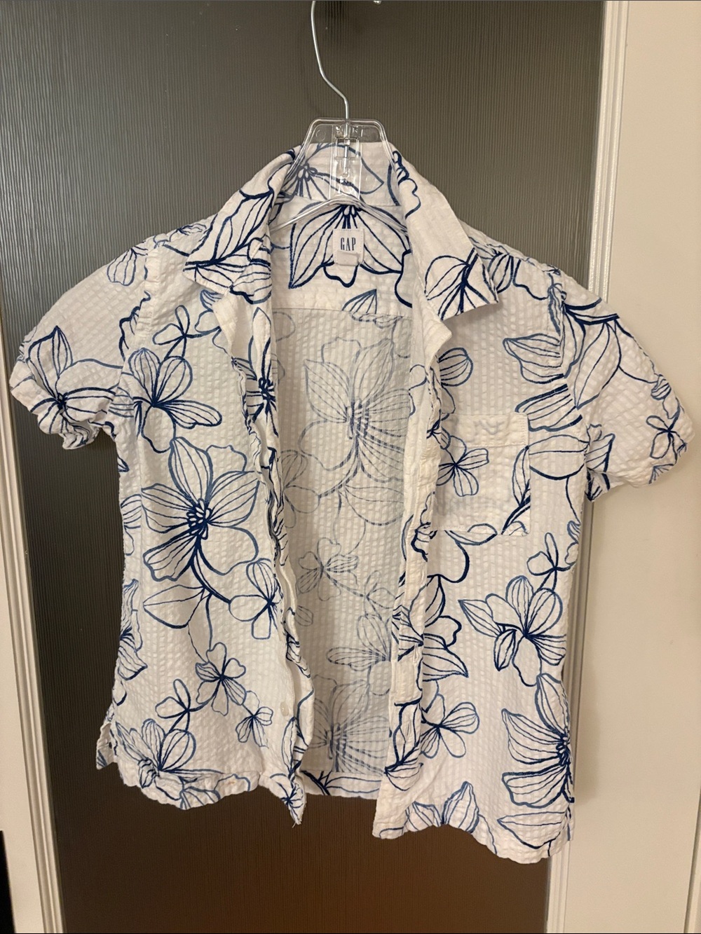 GAP White Short Sleeve Button-Down with Blue Floral Print